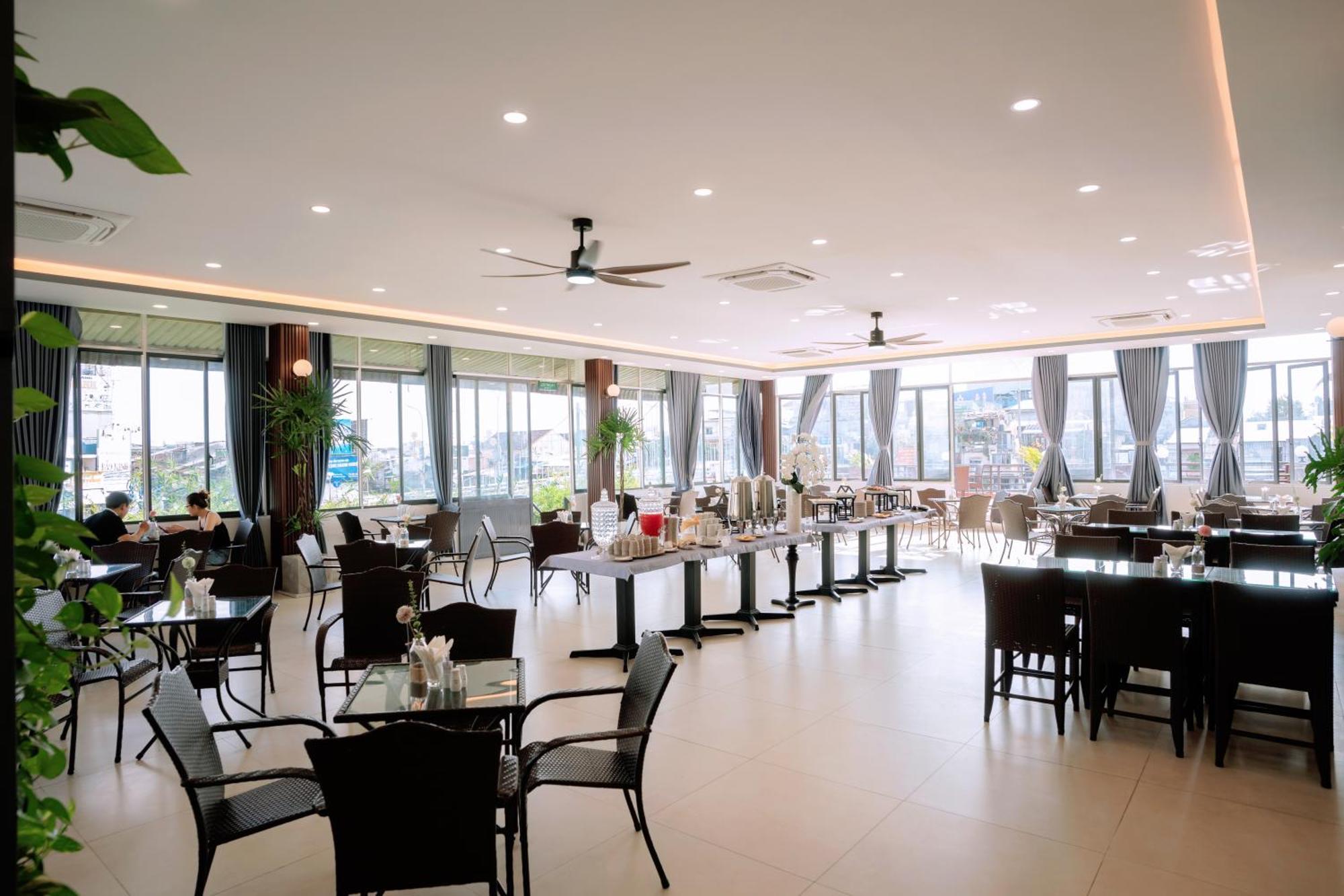 Song Tien Hotel Mỹ Tho Buitenkant foto