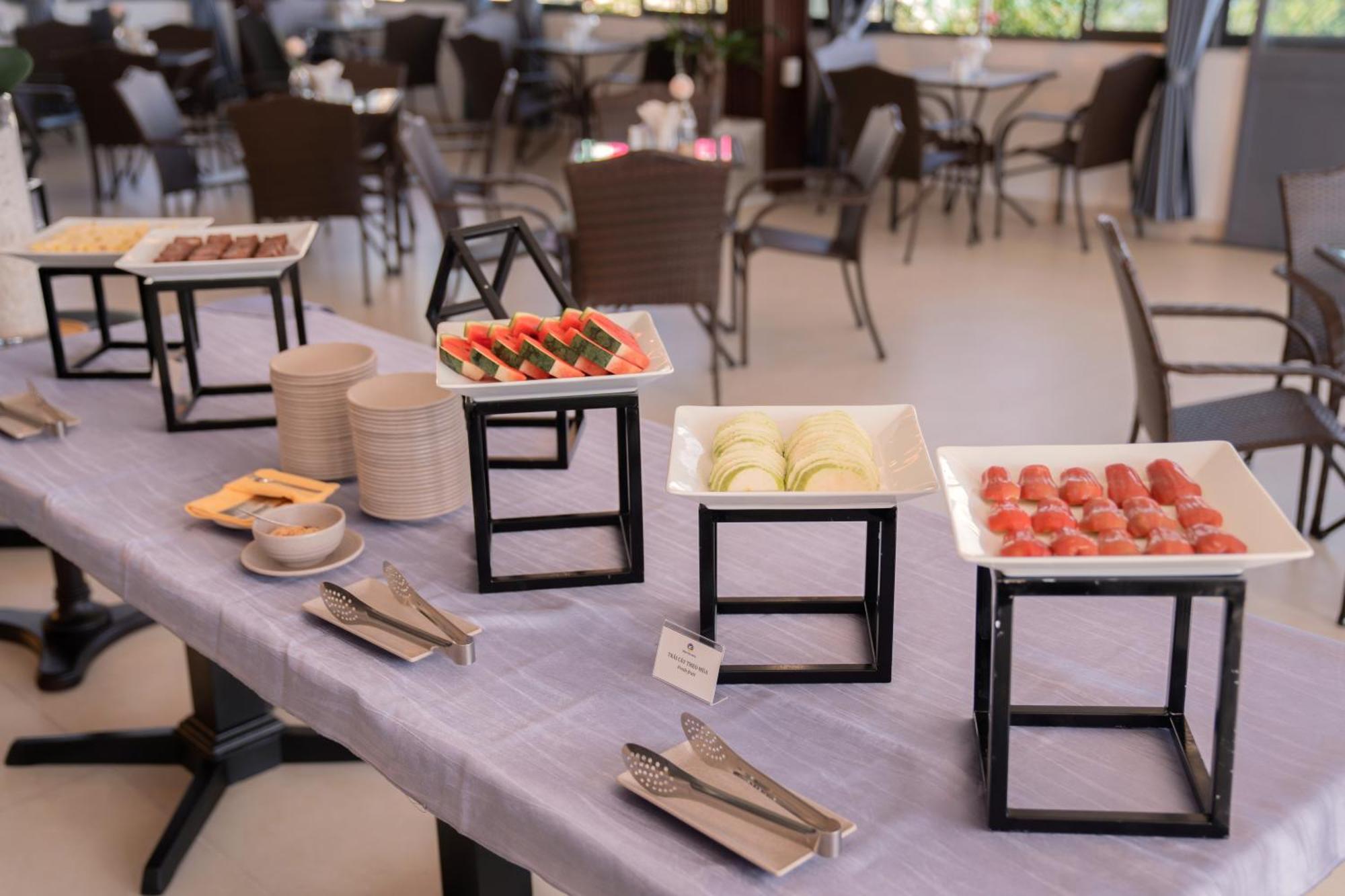 Song Tien Hotel Mỹ Tho Buitenkant foto
