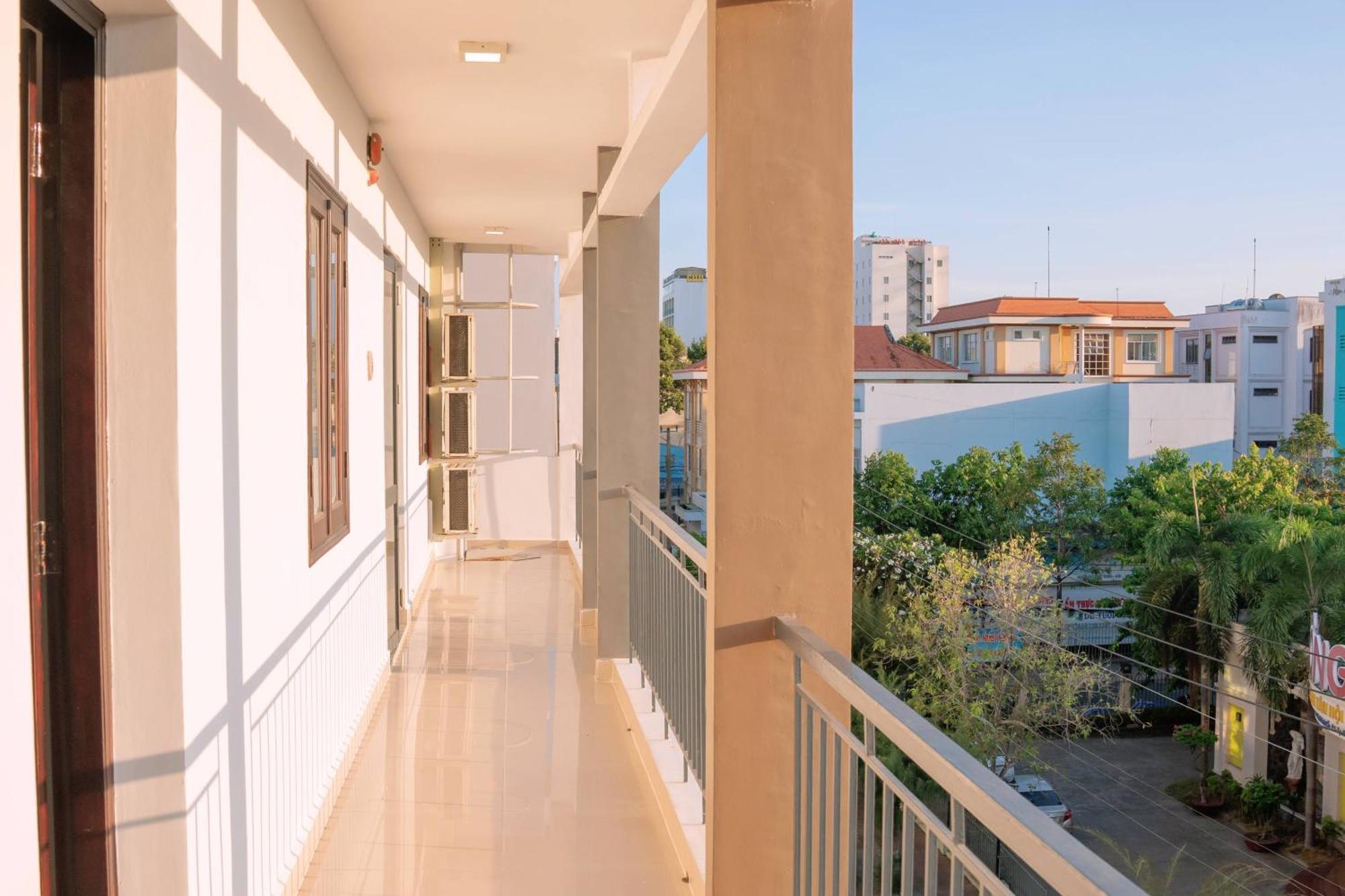 Song Tien Hotel Mỹ Tho Buitenkant foto